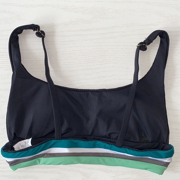 BECCA Refine Sport Ribbed Bikini Swim Top - Picture 3 of 7